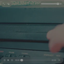 Safari's default video controls